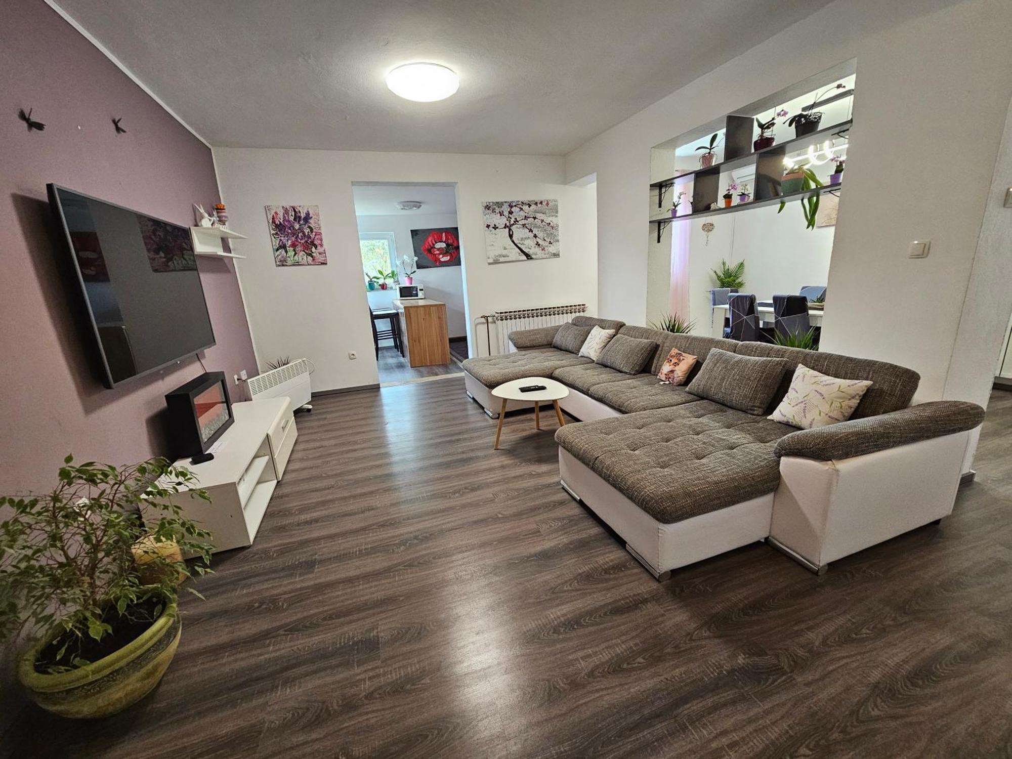 Zara Apartment
