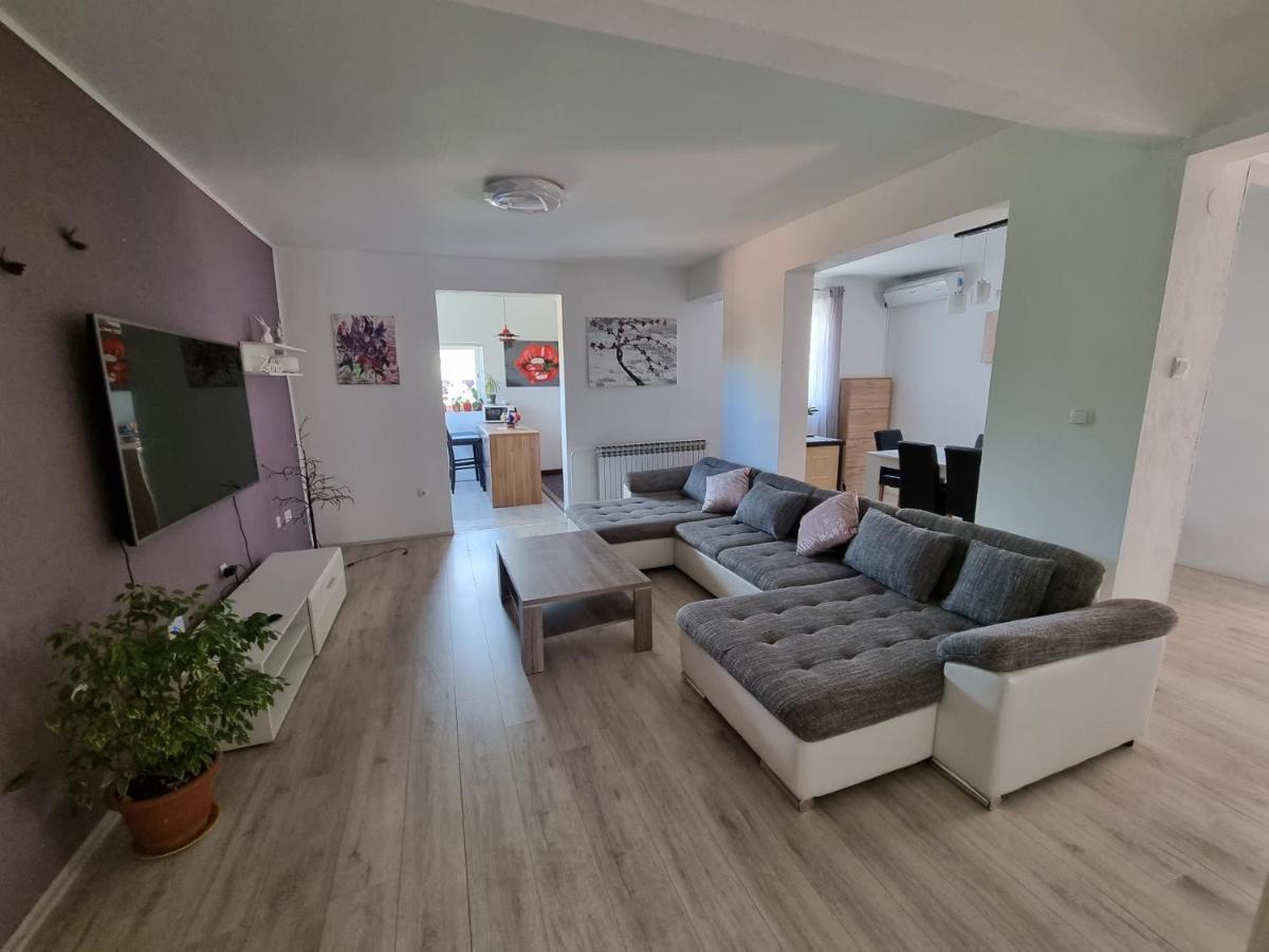Apartament Zara